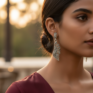 Boucles d'oreilles pendantes en argent 925 vintage pour femmes, feuille de marcassite, plaqué or, bijoux en diamant pour mariage ou fête - Product Image 1