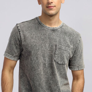 Camiseta de Hombre con Diseño Personalizado, Estilo Lavado Ácido, Diseñada para un Look Informal y Moderno - Product Image 5