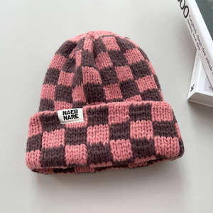 Gorro de Invierno Moderno y Colorido, Grueso, Acrílico, Cálido, Tejido, a Cuadros, con Relieve, Unisex, con Logotipo Personalizado para Adultos - Product Image 4