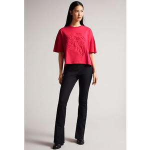 Venta al por mayor de algodón con logotipo personalizado, cuello redondo, camiseta de Color rojo para mujer, camiseta transpirable con hombros caídos - Product Image 4