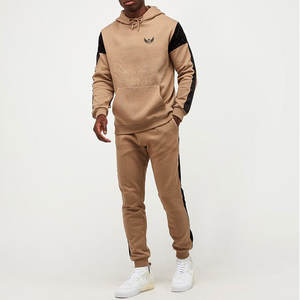 Nouveaux arrivages en gros Ensemble de deux pièces Ensembles de jogging Ensembles de pantalons élastiques pour hommes Survêtement de sport pour hommes à vendre - Product Image 1