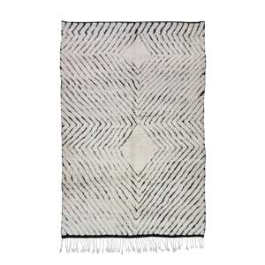 Superbe tapis marocain Beniourain de haute qualité 6x8 blanc noir Design géométrique fait à la main en laine tapis uni taille personnalisée disponible - Product Image 4
