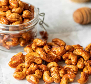 Venta superior 2024 Anacardos crujientes tostados listos para comer W320 W240 W450 Paquete en 500 gramos Alto estándar de exportación de Vietnam - Product Image 5