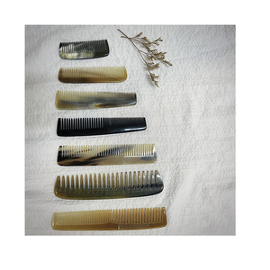 Peine de cuerno hecho a mano de Vietnam, 17 - Product Image 1