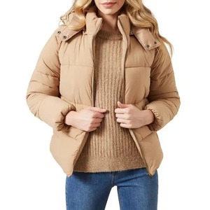 Vente en gros de doudoune imprimée respirante pour femmes de créateurs de mode logo personnalisé peau de mouton cuir coton remplissage traitement OEM - Product Image 1
