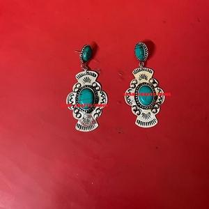 Prix usine vente entière métal bijoux boucles d'oreilles haute qualité oreille bijoux bracelet boucles d'oreilles anneau pour collier accessoires ensembles - Product Image 5