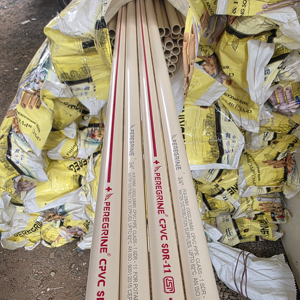 Suministro de fabricante OEM de tubos CPVC SDR 11 de alta presión para sistemas de plomería industrial y residencial de agua fría y caliente - Product Image 1