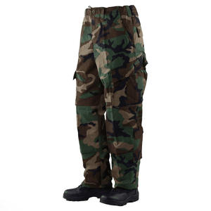 Pantalon tactique pour l'extérieur et l'utilisation de matériaux à séchage rapide avec poches disponibles et pantalon tactique de couleur unie vente en gros - Product Image 1