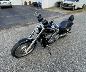PRÊT À ROULER - HARLEY-DAVIDSON V-ROD 2005 - Product Image 1