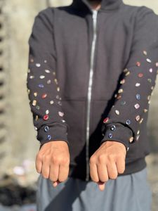 Sweat à capuche zippé personnalisé avec strass en gros |   Vêtements de rue unisexes en molleton 100% coton pour l'hiver, multicolores, écologiques et respirants - Product Image 5