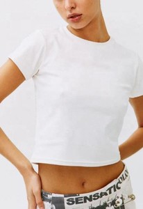 OEM logotipo personalizado 2024 verano bebé Tee Crop Tops camiseta Sexy fina camisa en blanco para mujer 100% algodón transpirable camiseta lisa - Product Image 2