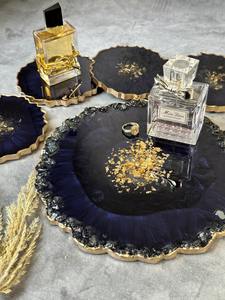 Plateau rond en résine marine avec bords en cristal écrasé et centre doré Plateau élégant à bords ondulés pour décoration de table d'Inde - Product Image 5