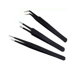 Juego de pinzas para extensión de pestañas de 3 piezas de precisión completa Gray Rocks, puntas puntiagudas de acero inoxidable, resultados sin costuras personalizados - Product Image 1
