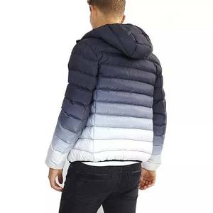 แจ็คเก็ตขนเป็ดทำจากโพลีเอสเตอร์กันลมใส่ได้ทุกเพศพร้อมคอตั้งและด้านหน้า - Product Image 2