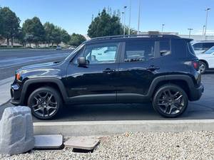Jeep Renegade 80th Anniversary Edition 2021 d'occasion à prix réduit à vendre - Product Image 4