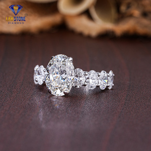 6.798 TDW Bague en or blanc avec diamant de coupe ovale et ronde par Lab-Stone/Bague avec une touche de glamour/couleur EF-VS - Product Image 2