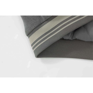 Patchs brodés pour hommes Color Block Veste universitaire en laine classique pour hommes avec manches en cuir véritable Varsity Jacket - Product Image 5