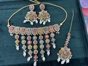 El último collar étnico, conjunto de pendientes de araña, nueva sombra chapada con piedras de circón, Material de aleación de Zinc, forma de campana para bodas - Product Image 3