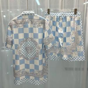 Nouvelle chemise en soie à manches courtes à revers en damier imprimé à carreaux à la mode ensemble d'été à la mode et élégant - Product Image 2