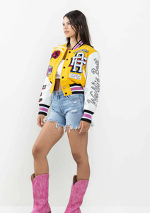 Veste universitaire courte respirante pour femmes de grande taille Vestes de baseball Letterman à manches en cuir brodées avec logo personnalisé - Product Image 5