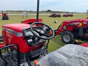Tracteur agricole Massey Ferguson 2605H 55 CV Diesel, consommation de carburant efficace, chariot de ferme fiable pour le labour et le travail du sol - Product Image 2