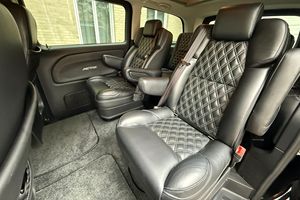 รถตู้ปรับแต่ง Mercedes-Benz Metris Explorer ปี 2023 สภาพใช้งานมาแล้ว ~7,500 ไมล์ รถตู้ปรับแต่งสุดหรู ที่นั่ง 7 ที่นั่ง อุปกรณ์ครบครัน - Product Image 5