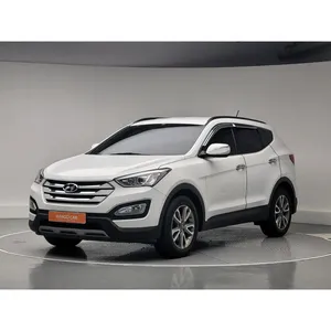 Hyundai Santa Fe DM 2013, Diésel, 2WD, 2.0 Premium, SUV, Motor Turbo, Transmisión Automática/Manual, Neumáticos R18, Volante a la Izquierda, Usado, Color Oscuro - Product Image 1