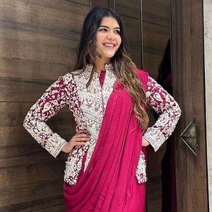 Sari de Alta Calidad de Fab Zone, Diseño de Última Moda con Bordado y Cordones, Tela de Imitación Georgette, Listo para Usar, Ideal para Fiestas y Festivales - Product Image 2