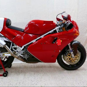 Moto 851 de haute qualité (nouvelle) - Product Image 1