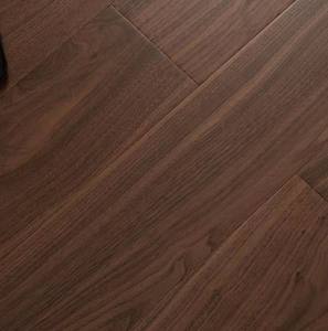 Vente en gros de panneaux de bois d'œuvre en noyer noir pour meubles d'intérieur, armoires, panneaux de sol et exportation - Product Image 1