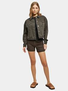 Chaqueta vaquera moderna de gran tamaño para mujer Braun personalizada, lo último en venta al por mayor, cierre de botones diseñado para mujer, comodidad para todas las estaciones - Product Image 6