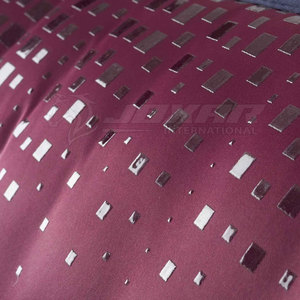 Tapis de selle pour cheval personnalisés avec logo imprimé, doublure en polaire, couleur personnalisée et haute qualité - Product Image 4