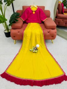 Saree ออกแบบผ้าไหมที่สวยงามด้วยลูกไม้แฟนซีและหนัก latakan บน pallu และเสื้อไม่มีริ้วรอย - Product Image 3