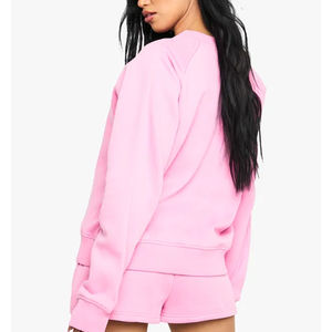 Ensemble de survêtement surdimensionné pour femme, 100 % coton écologique 240 g, avec sweat à capuche personnalisé et pantalon de survêtement respirant, fabriqué au Pakistan - Product Image 3