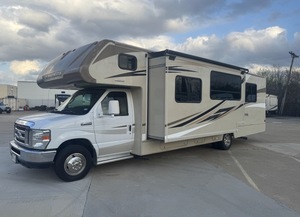 Autocaravana de Lujo Euro6 2024 NUEVA Y ECONÓMICA, Remolque para Campamento, Todoterreno, para 4-6 Personas, Usada para Acampar - Product Image 2