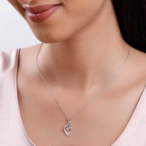 GIVA Jewellery Pendentif Silver Bling Queen avec chaîne à maillons Collier élégant en diamant - Product Image 6