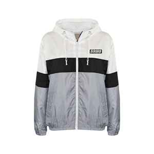 Coupe-vent d'équipe pour les clubs GAA du fournisseur pakistanais avec des logos sublimés tissu imperméable et construction respirante - Product Image 3