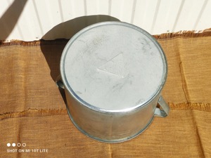 Panier galvanisé à texture traditionnelle personnalisé pour jardinière de sol à usage décoratif en métal galvanisé - Product Image 4