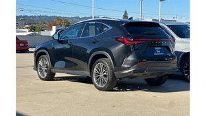 Lexus NX 350 Premium AWD 2022, Seminuevo en Excelentes Condiciones - Product Image 4