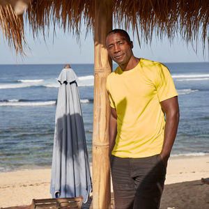 เสื้อยืดคอกลมแขนสั้นทรงปกติ Ultifresh รุ่น Unisex ผลิตจากผ้าโพลีเอสเตอร์ทอ ระบายอากาศได้ดี ตกแต่งด้วยการปักลายแบบซิลค์สกรีน - Product Image 3