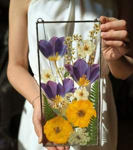 Cadre photo en verre en laiton très demandé avec forme antique et savoir-faire exquis pour les affichages de photos à forte demande - Product Image 3