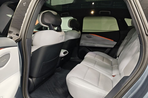 Z10 Modèle 2024 95 kWh 702 km Véhicule électrique à conduite intelligente à quatre roues motrices avec roues R21 et imagerie panoramique à 360 degrés - Product Image 2