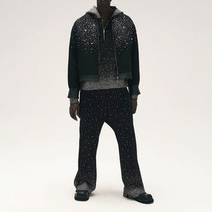Custom Baggy Boxy Heavyweight 500 GSM Rhinestone Sudadera con capucha y pantalones para correr Chándal de gran tamaño Fabricante de chándal para hombres - Product Image 1