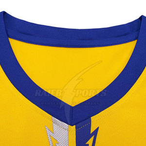 Nouveauté, ensembles d'uniformes de football pour hommes légers, respirants, à séchage rapide, 100% polyester, impression par sublimation, vêtements de sport d'entraînement - Product Image 3