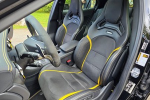 รถยนต์เมอร์เซเดส-เอเอ็มจี จีแอลเอ45 รุ่นเยลโลว์ไนท์อิดิชั่น ปี 2018 ระดับพรีเมียม เครื่องยนต์เทอร์โบ 4 สูบ 375 แรงม้า - Product Image 5