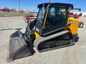 รถตักล้อยาง JCB แบบสกิดสเตียร์ รถตักขนาดเล็กแบบตีนตะขาบ บุ้งกี๋หน้า TCM รับน้ำหนักได้ 8 ตัน ปั๊มไฮดรอลิก มอเตอร์ เกียร์ สำหรับงานก่อสร้างและเกษตรกรรม - Product Image 1