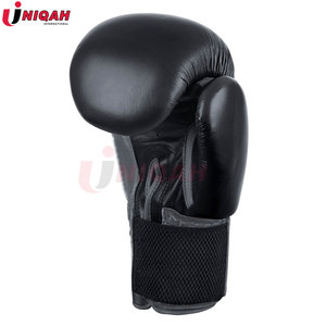 Gants gagnants Viky Industries en cuir rouge hautement personnalisés Gants de boxe de sport confortables avec conception d'entraînement au combat - Product Image 3