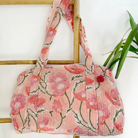 Produsen dan grosir tas Duffle katun motif blok India untuk wanita berlapis tas perjalanan malam bunga hadiah sempurna
