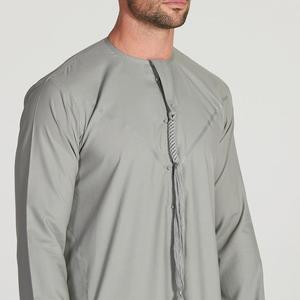 Prix usine musulman hommes Thobe élégant broderie décontracté hommes musulman Thobe solide longue Robe Jubba pour hommes arabe Thobe islamique - Product Image 6