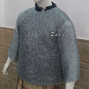 Venta al por mayor Medieval 9 mm plano remachado cota de malla camisa de acero suave Hauberk armadura de Metal Haubergeon artesanías de Metal - Product Image 4